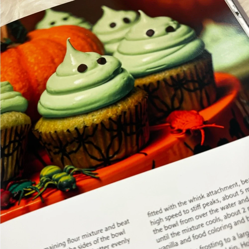 The Nightmare Before Christmas: The Official Cookbook & Entertaining Guide